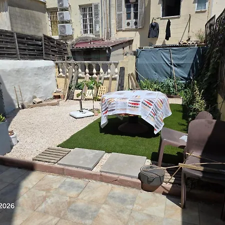 Townhouse With Terrace Holiday home